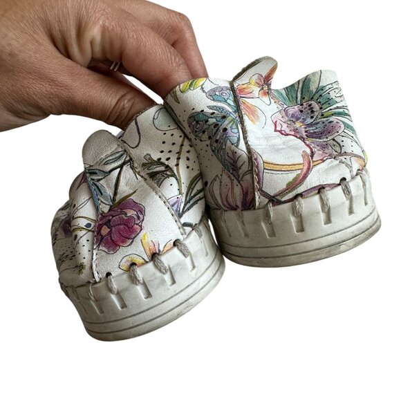 ERIC MICHAEL Floral Leather Lace Up Sneakers Size 41 - Picture 5 of 6